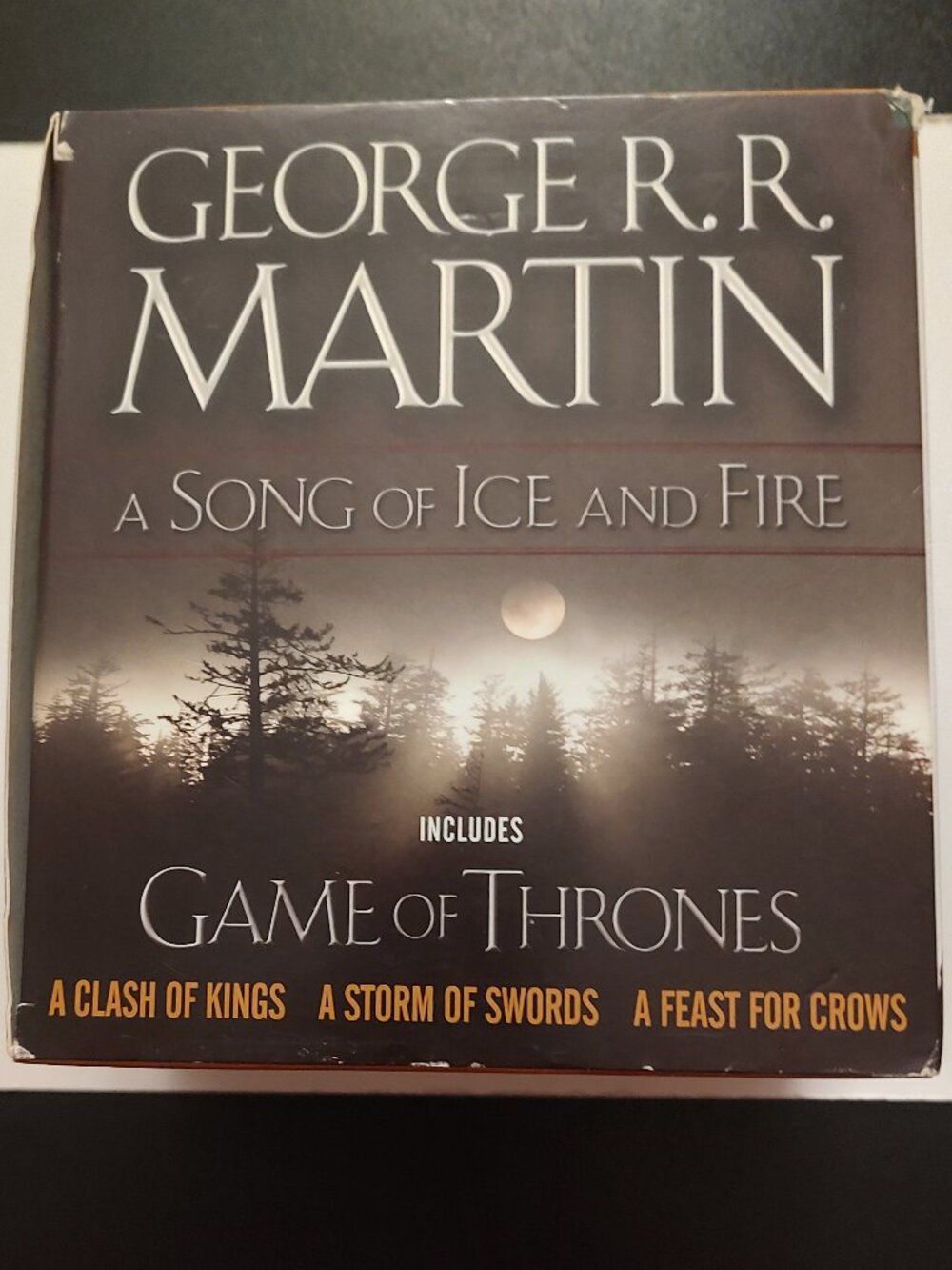 A GAME OF THRONES BOX SET OF 4 BOOKS PLUS A Dance with Dragons GEORGE R R MARTIN